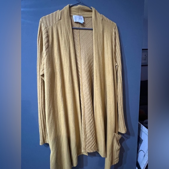 Anthropologie Sweaters - Anthropologie Saturday Sunday soft cardigan.